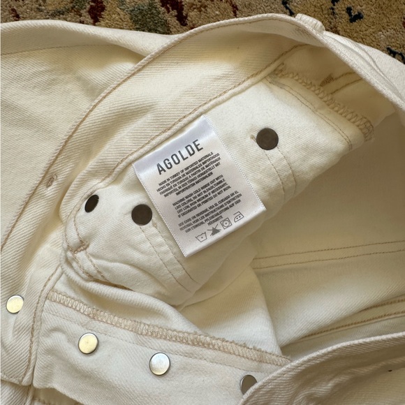 Agolde Riley Distressed Crop Jeans - Picture 7 of 10